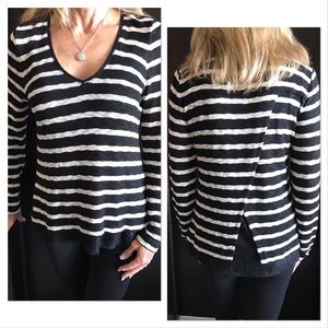 White House/ Black Market NWT Black/White striped Sweater Size Small.